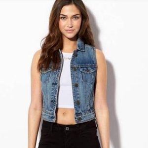 American Eagle Jean Vest
